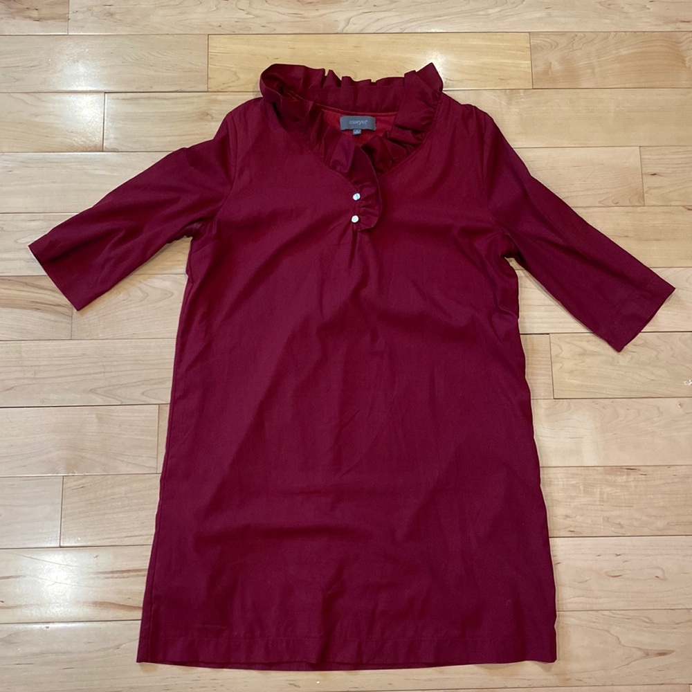 Ruffle neck dress perfect for work.